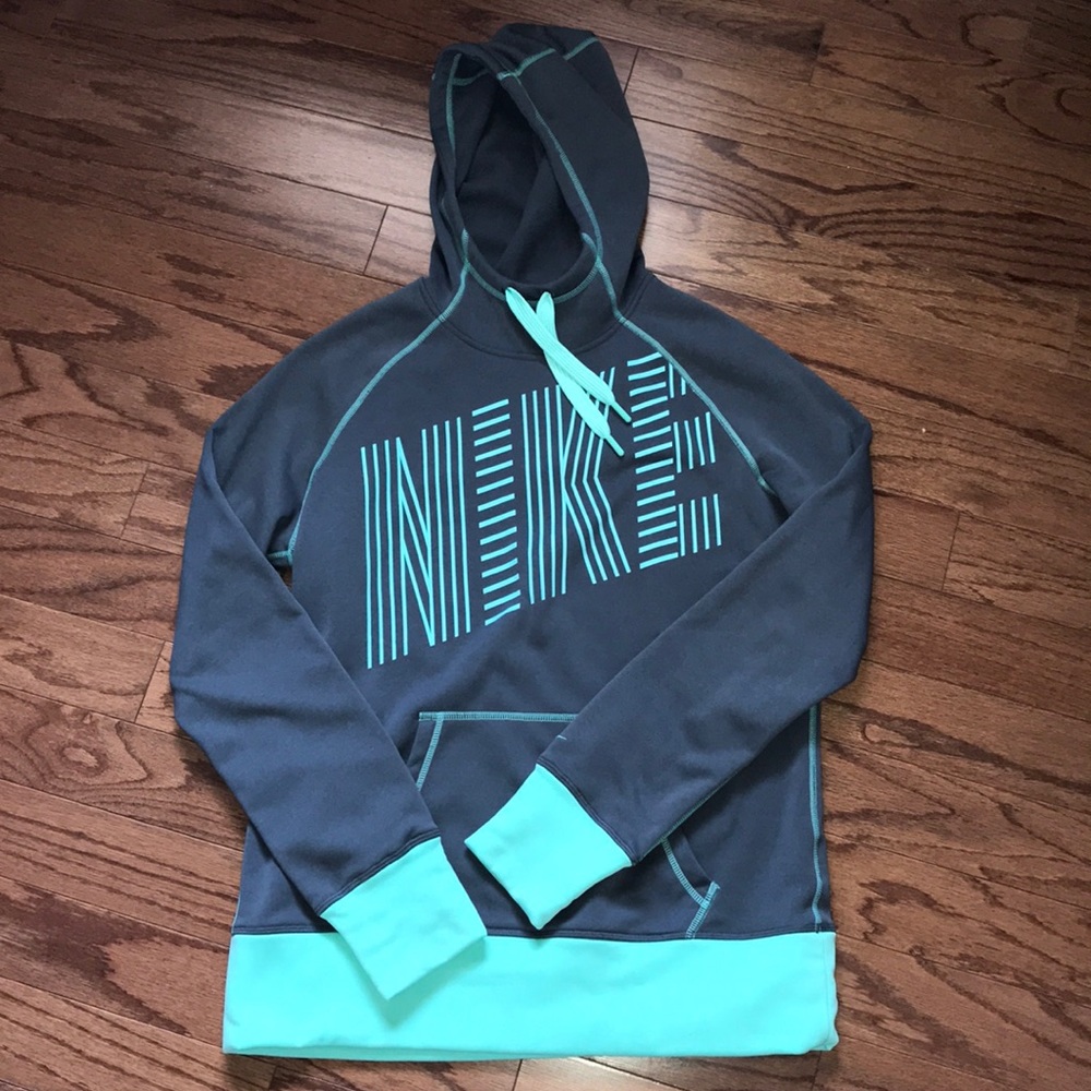 Nike Women’s Hooded Sweatshirt